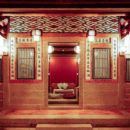 Beishan Old Western Style Hostel Jinning Екстериор снимка