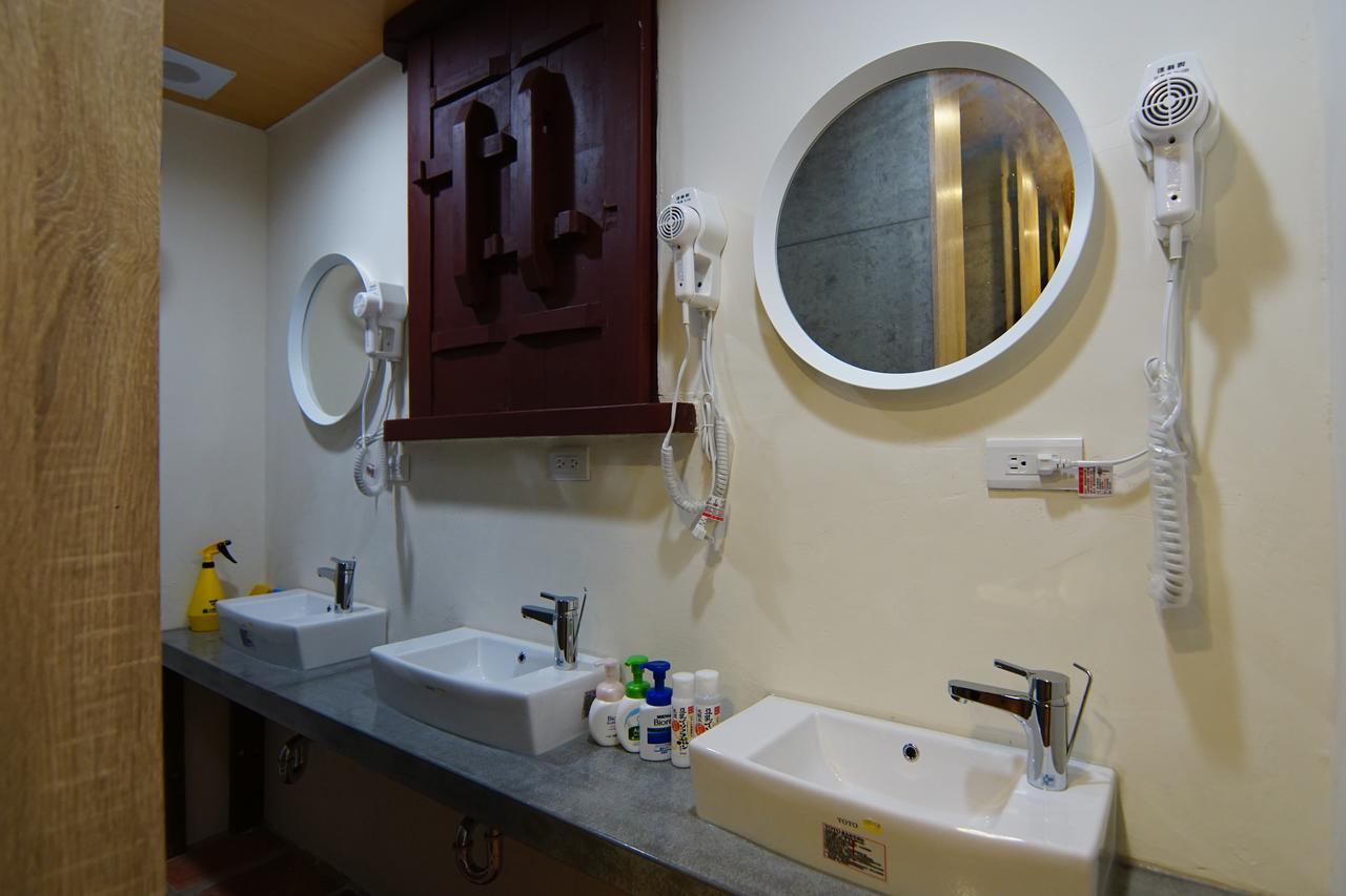 Beishan Old Western Style Hostel Jinning Екстериор снимка